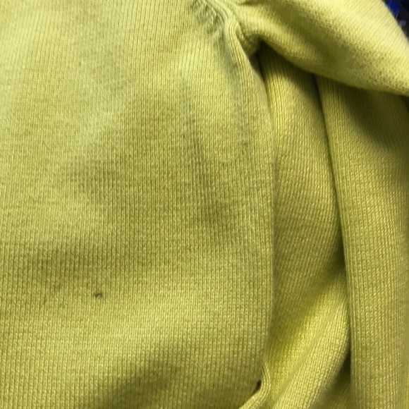 sweater - Picture 7 of 7